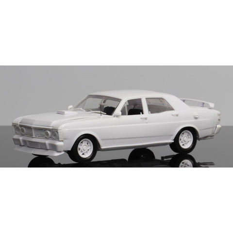 DDA 1/24 XY GTHO Ford Plastic Model Kit DDA242K