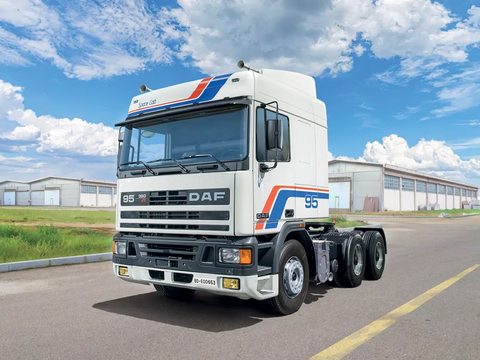 Italeri 1/24 DAF 95 Master Truck Plastic Model Kit