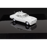 DDA 1:24 Plastic Kit XB V8 Interceptor