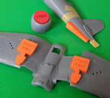 77207 1/72 F4U Corsair wheel bay plugs (for Tamiya)